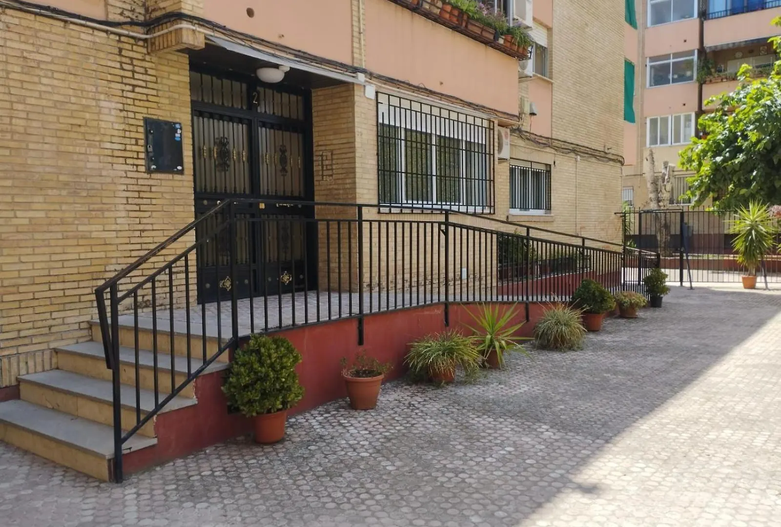 Apartamento Turistico Palacio De Los Deportes Granada